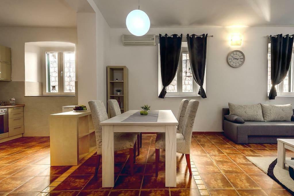 Old Town Experience Apartment Kotor Luaran gambar