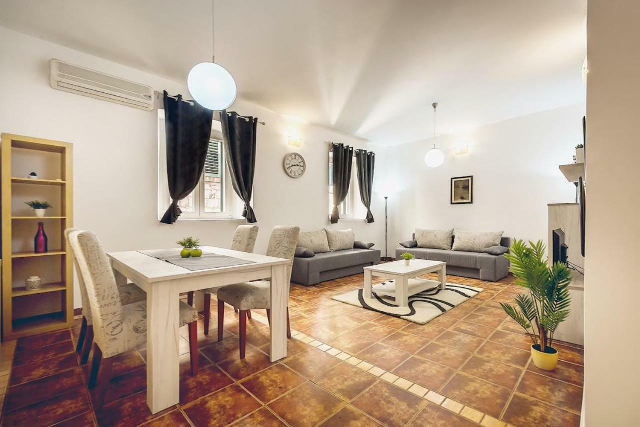 Old Town Experience Apartment Kotor Luaran gambar